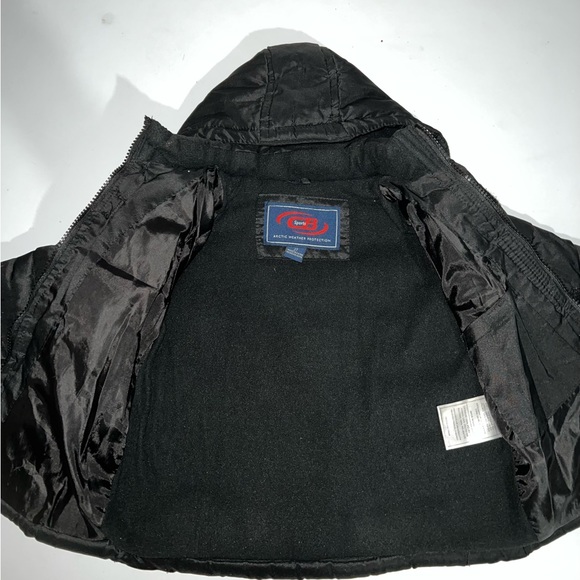 2T boys puffer winter coat - Picture 2 of 4